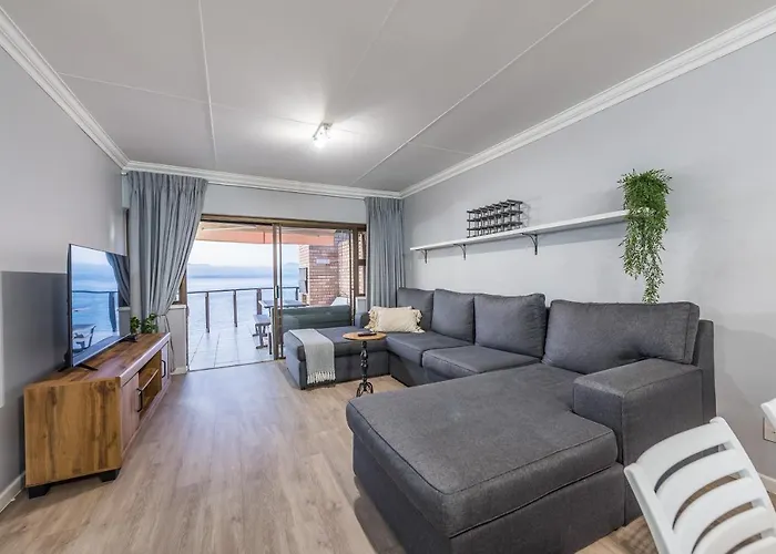 Beacon Wharf , George Hay 5 Seafront Accommodation