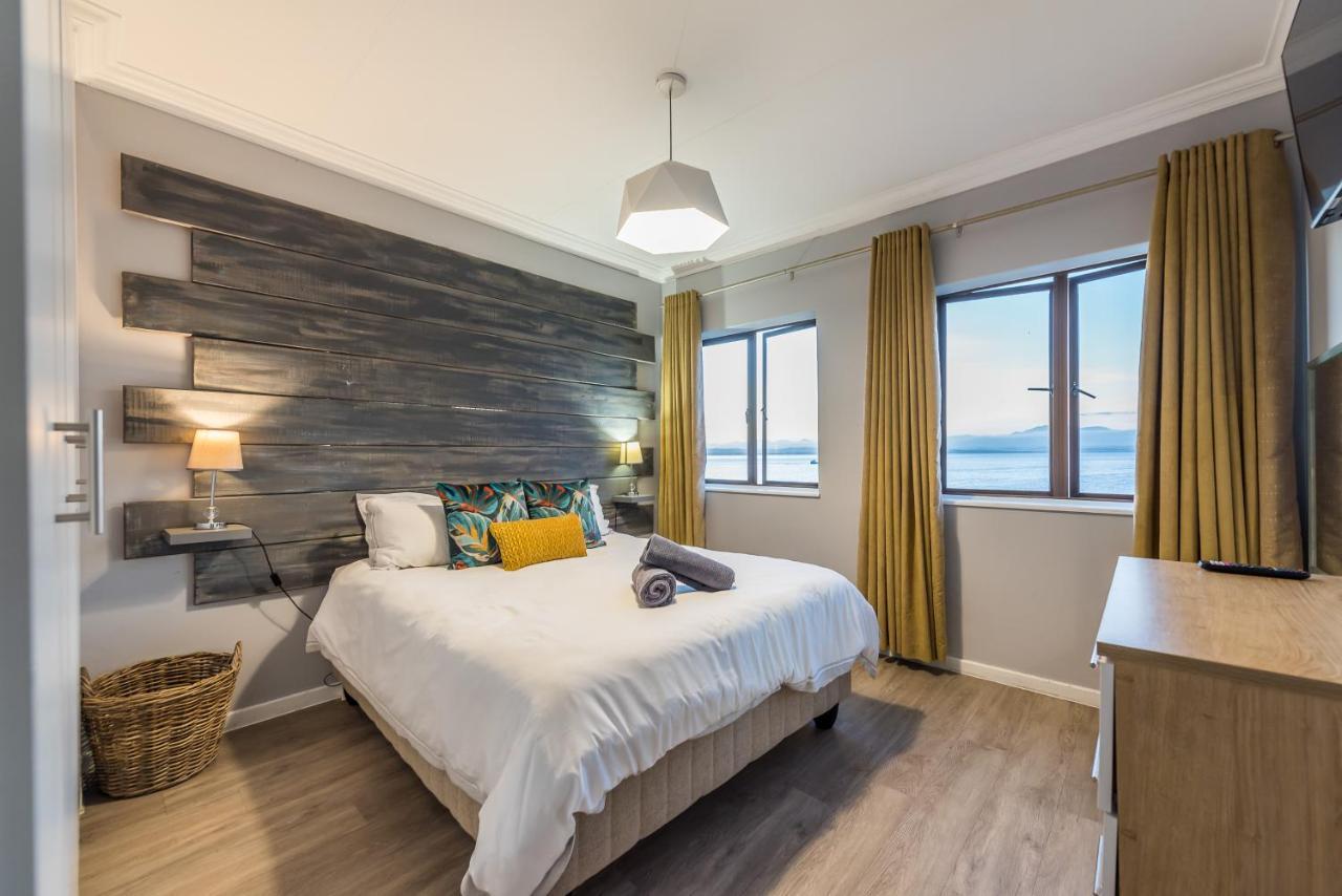 Beacon Wharf , George Hay 5 Seafront Mossel Bay