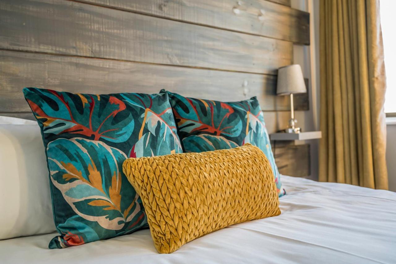 Beacon Wharf , George Hay 5 Seafront Mossel Bay